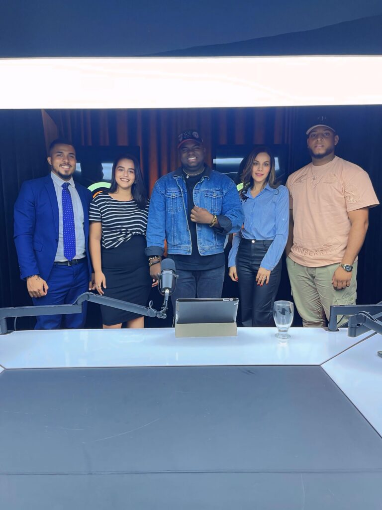OMGI Radio Show presenta nueva temporada con panel de jóvenes comprometidos en la fe, la verdad y la sociedad