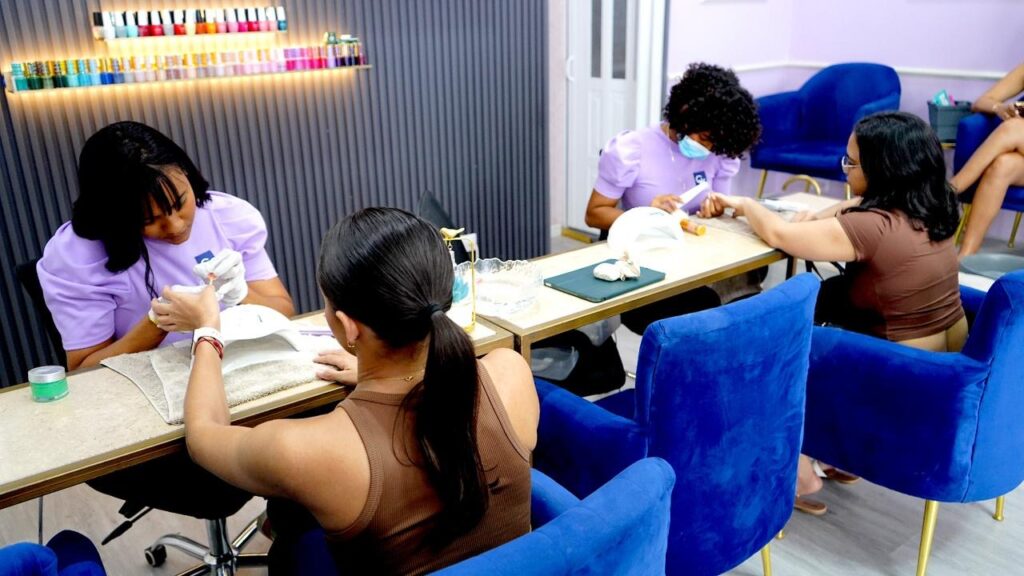 Mujeres emprendedoras dinamizan economía en el Distrito Nacional