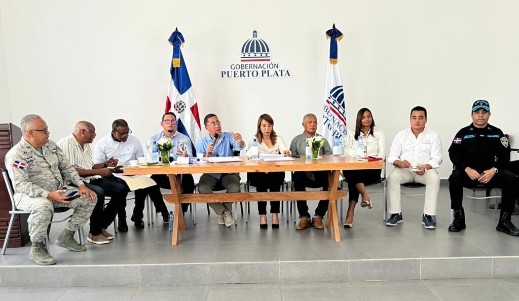 Infraestructura Escolar agiliza terminación de escuelas en Puerto Plata en el marco del Plan “Aulas 24/7”