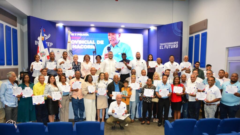 Feda capacita más de 78 mil agricultores en 3 años