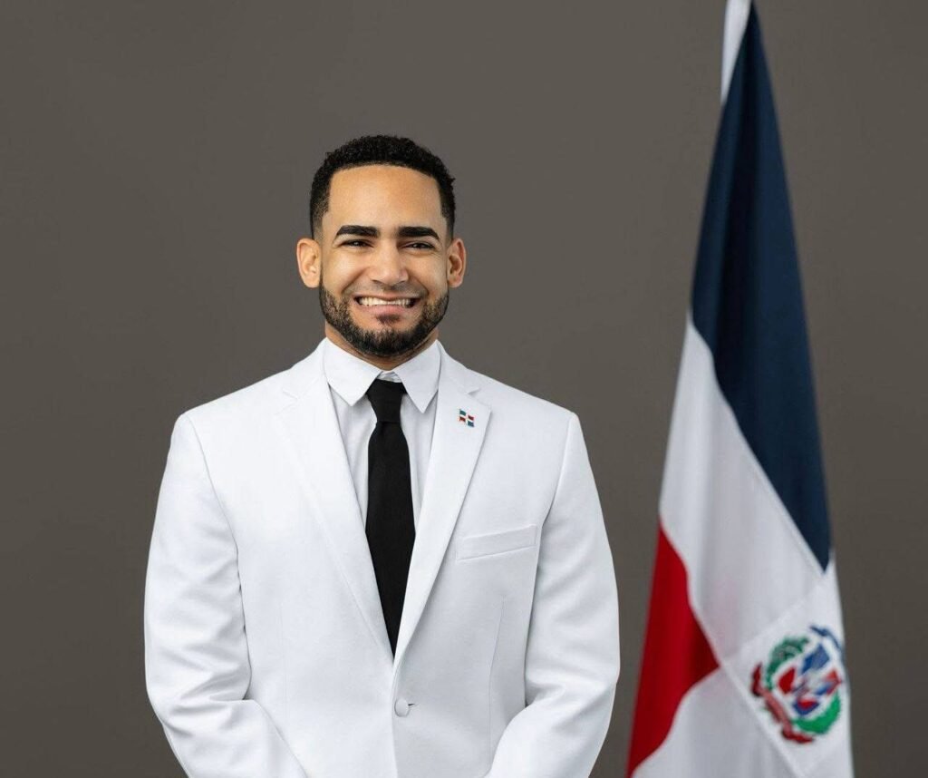 Alcalde de FP Lenin Campos representará a RD en la VII Cumbre Internacional de la Juventud en Perú