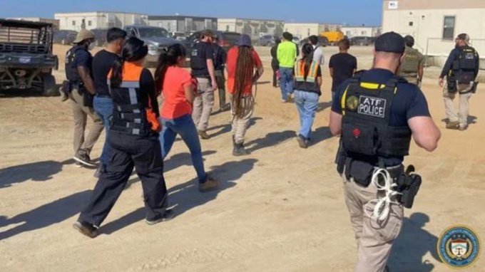 Migracion se tira en planta de Hyindai y apresan a 450 empleados