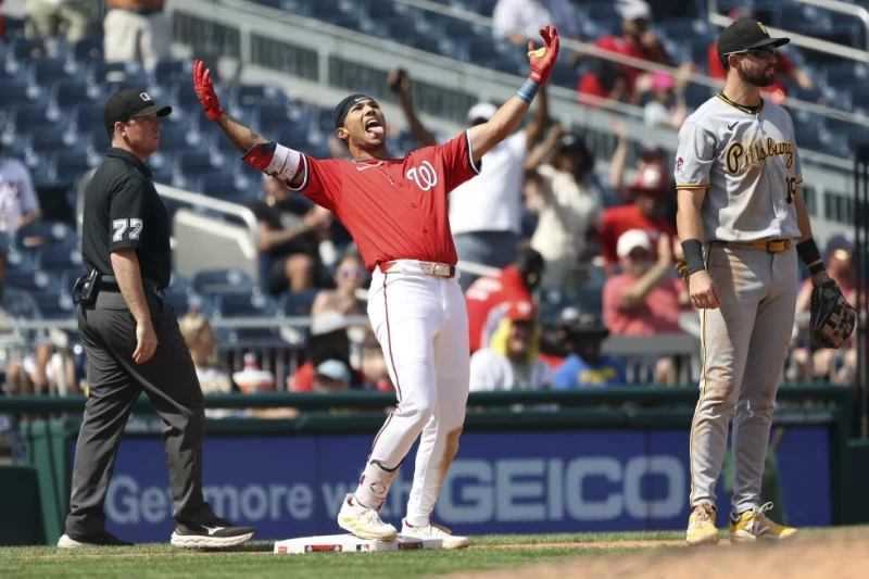 Nacionales vencen 4-3 a Piratas mientras Wood anota tras el error de Cruz en el jardín