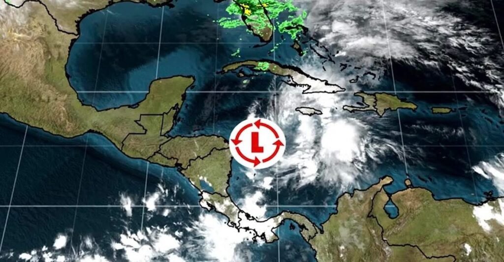 Un disturbio tropical se acerca y se unirá a la vaguada: se esperan aguaceros significativos