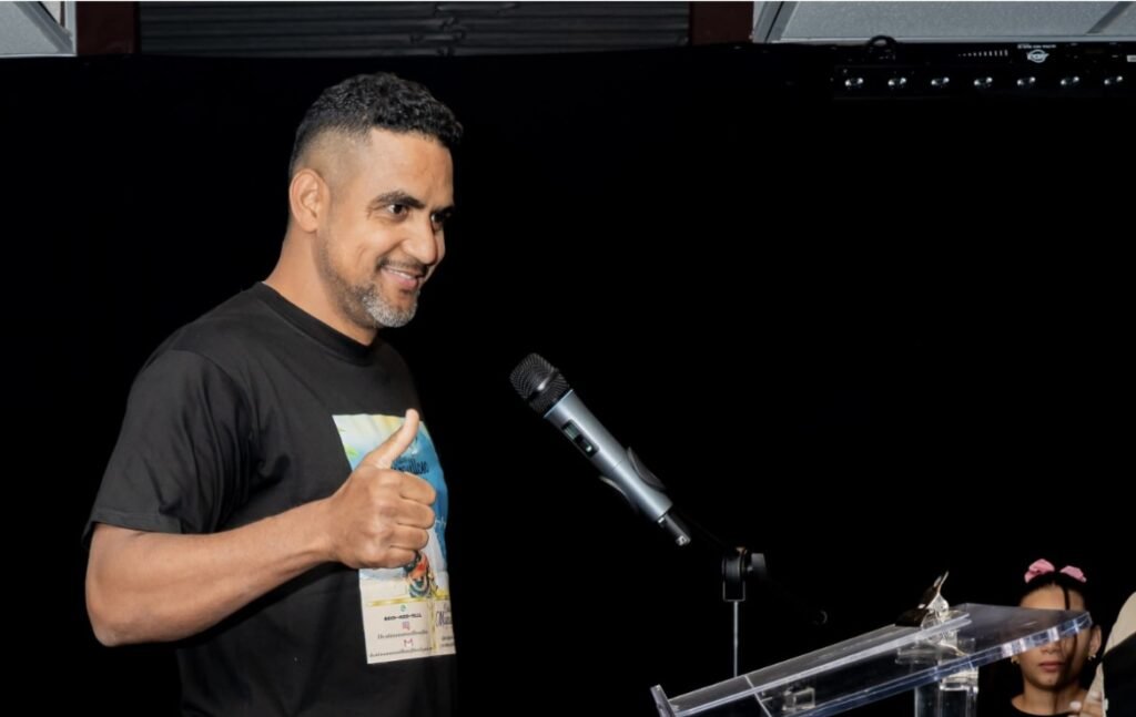 Libro Un Destino Maravilloso que estará en la Feria del Libro FILSD 2025 se presentó en la Dirección de Cultura en el Exterior de New Jersey