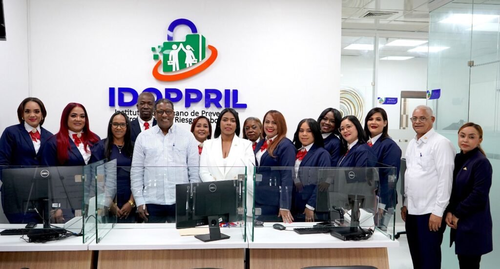 IDOPPRIL inaugura oficina remozada en La Romana