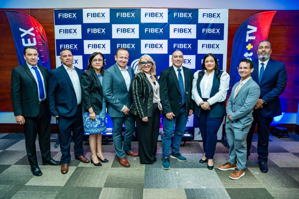 Fibex Telecom realiza cóctel de lanzamiento en República Dominicana