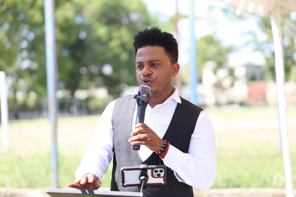 Quien asume el cargo, Asume la carga