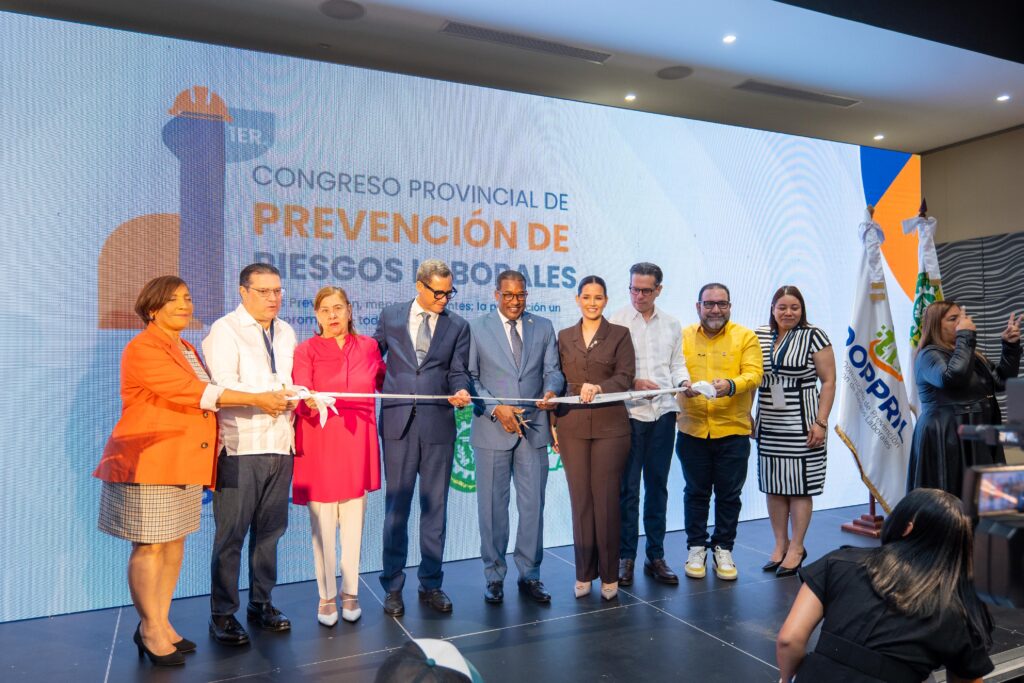 IDOPPRIL y Cámara de Comercio La Vega desarrollan 1er. Congreso provincial sobre Riesgos Laborales⁣