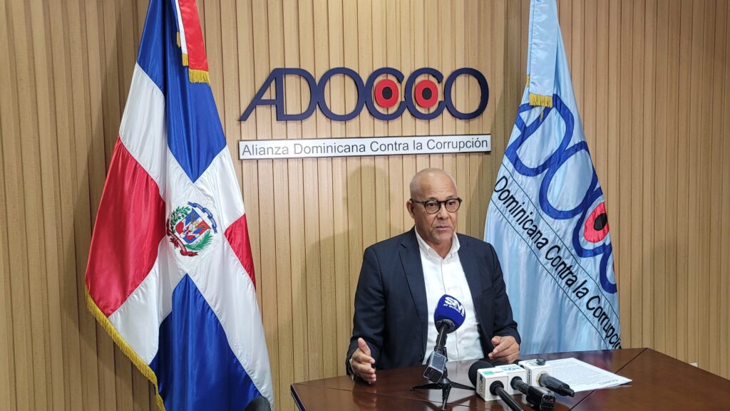 ADOCCO dice Carlos Pimentel falta a la verdad sobre el proceso de Licitación Licencias de Conducir del INTRANT