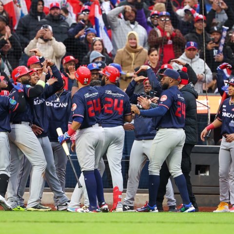 Un jonrón de Rodríguez define el triunfo de República Dominicana sobre Puerto Rico en Citi Field