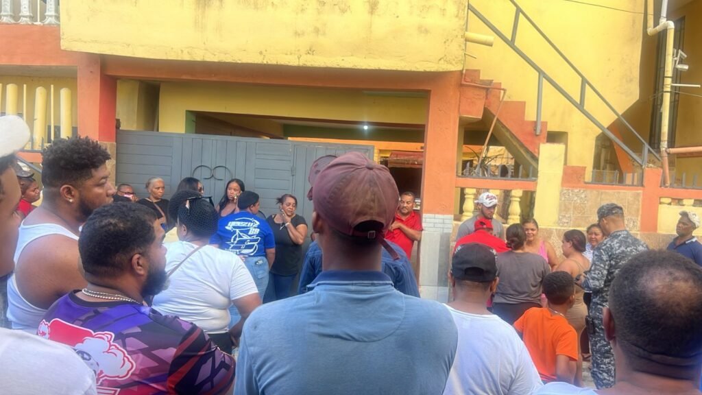 Encuentran dos mujeres muertas en una vivienda de Brisa del Este, SDE