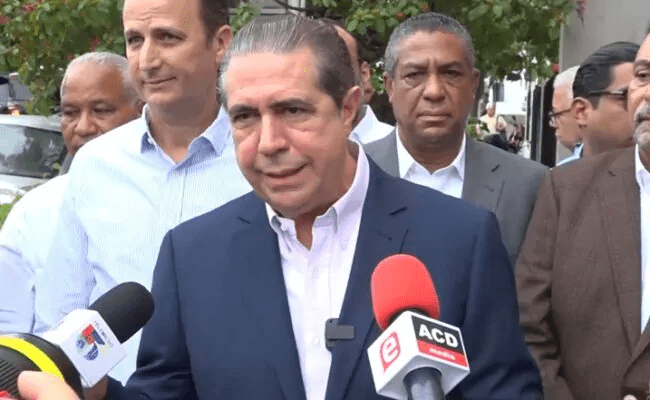 Francisco Javier García insta al gobierno a un alto para analizar su gravosa gestión de consecuencias negativas para RD