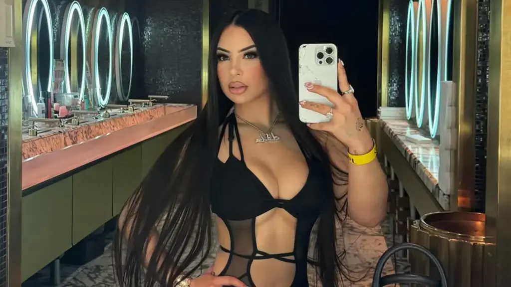 Asesinan a la Cantante puertorriqueña María de la Rosa, de 22 Años, en Los Ángeles