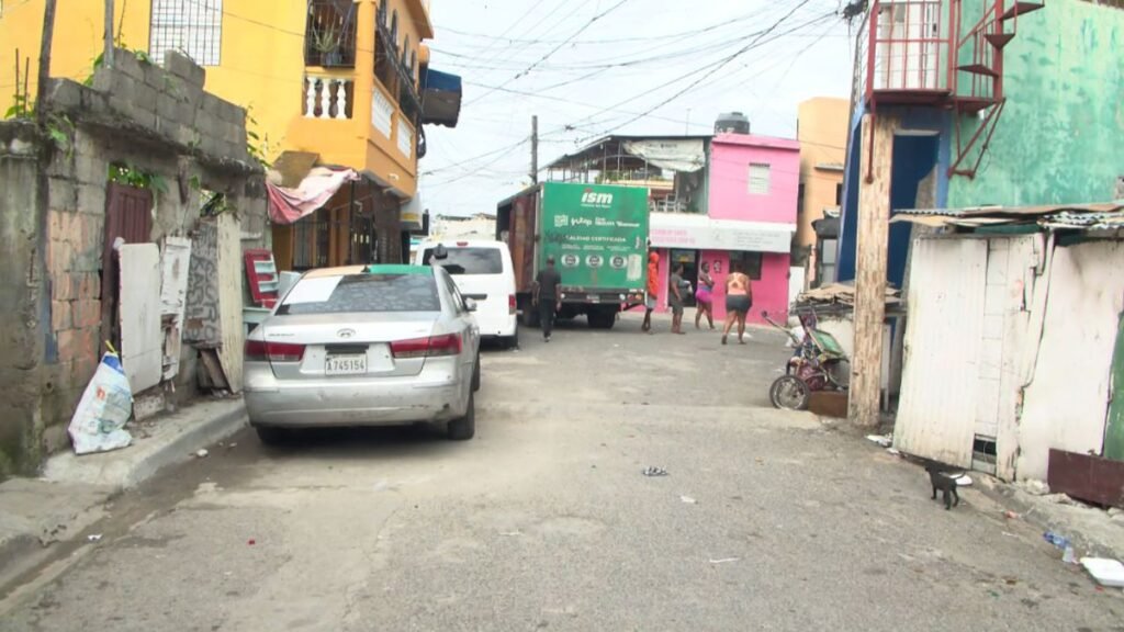 Arrestan a dueña del vehículo usado en doble homicidio