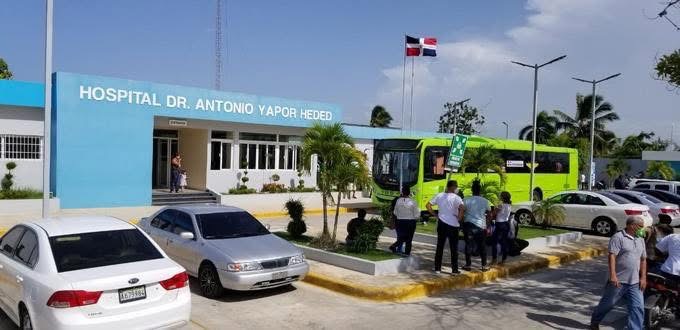 Conductor de yipeta pierde el control y arrastra de muerte a obrero limpiaba calzada en Nagua