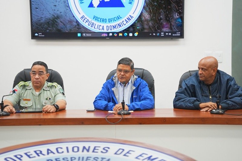 Despliegan operativo de fin de año y llaman a la población a no descuidarse por las lluvias