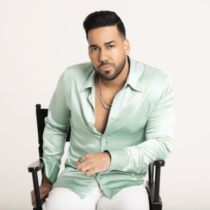 Romeo Santos afirma “nunca le daría la espalda a su comunidad latina” tras críticas sobre tema migratorio