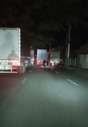 Comunitarios de Herrera denuncian caos vial por camiones en la prolongación 27 de Febrero