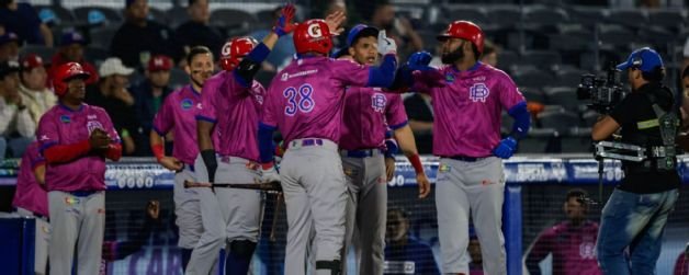 Culiacan quita invicto a Leones de RD en Serie del Caribe 2026