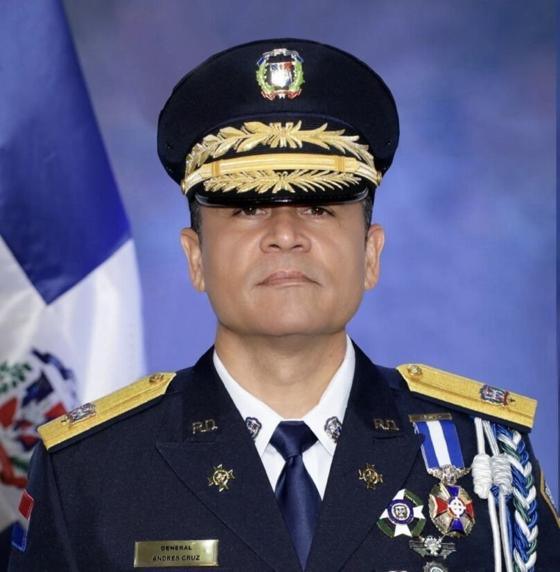 Abinader designa a Andrés Modesto Cruz Cruz como nuevo director general de la Policía Nacional