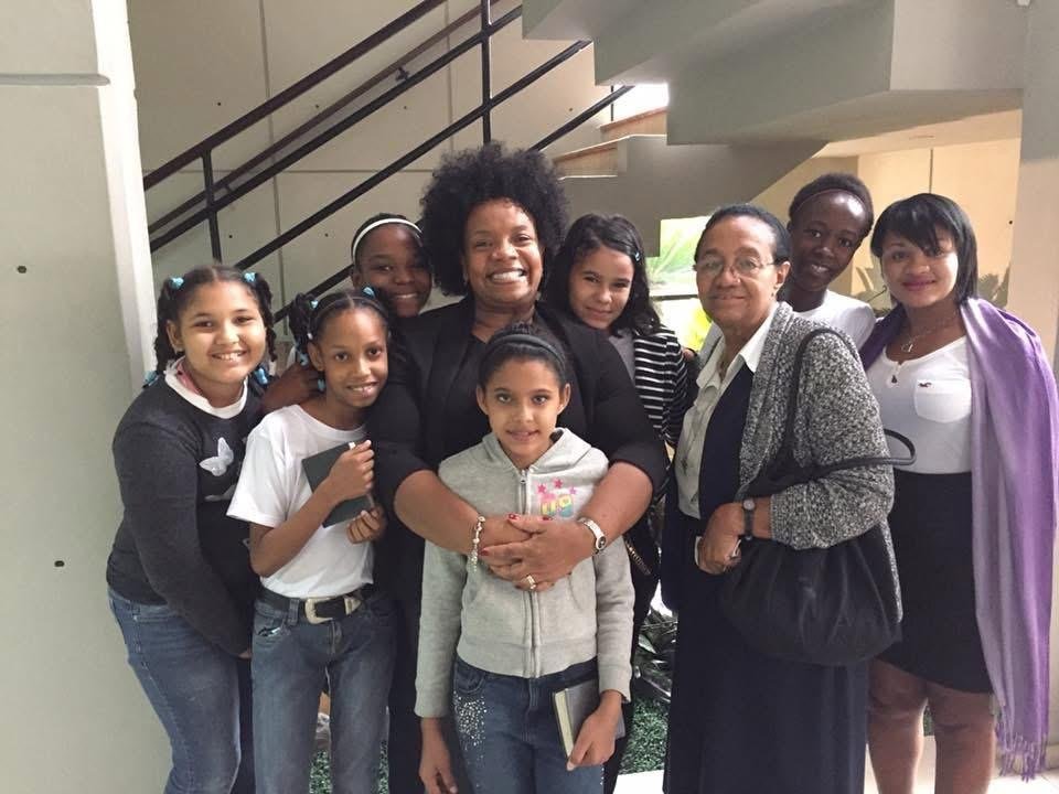 Fundación Esperanza Inc. transforma vidas en Guayacanes con jornada recreativa y educativa para la niñez