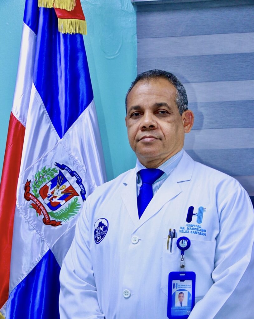 Doctor Freddy Lachapelle asume la dirección del Hospital Marcelino Vélez Santana