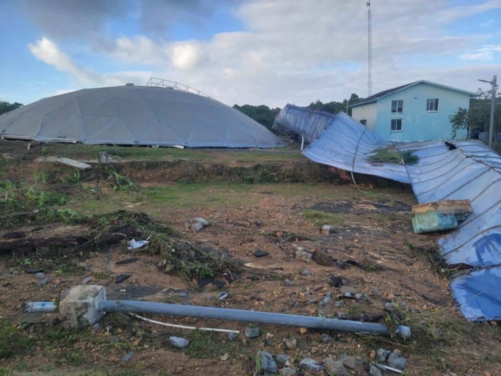 Colapsa tanque del acueducto en Nagua; mantenimiento estaba programado 72 horas antes