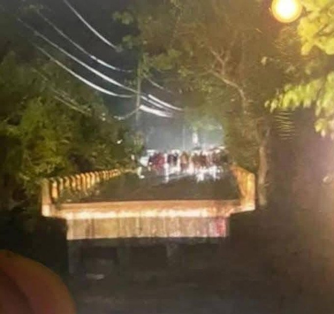 Colapsa puente sobre el río Camú en Luperón tras intensas lluvias