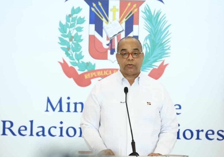 Gobierno dispone ingresos de los consulados pasen al Estado