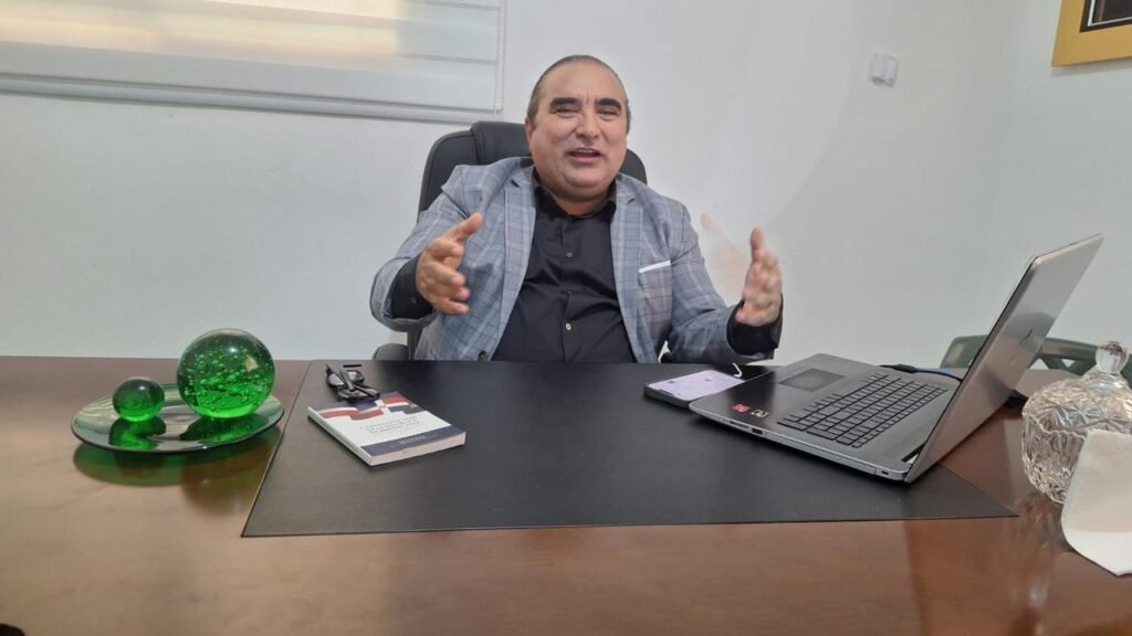 Víctor Pavón critica gestión de Betty Gerónimo: dice su rendición de cuentas se trató de chercha y promesas incumplidas