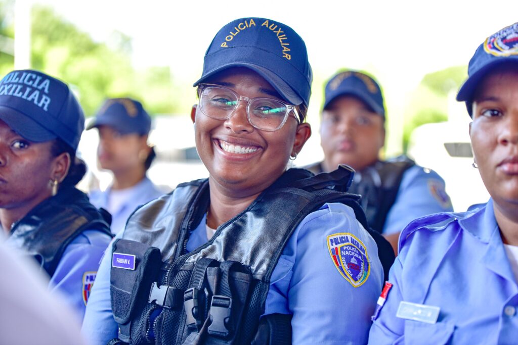 Policía Auxiliar convoca jóvenes para formar parte de la Policía Escolar en Santo Domingo y San Cristobal