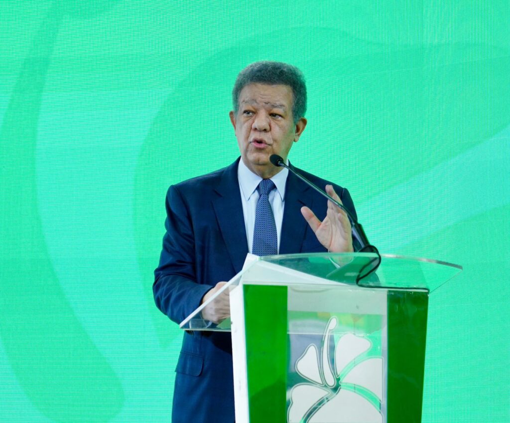 Leonel: Crisis económica fue provocada por clientelismo del gobierno antes del conflicto en Medio Oriente