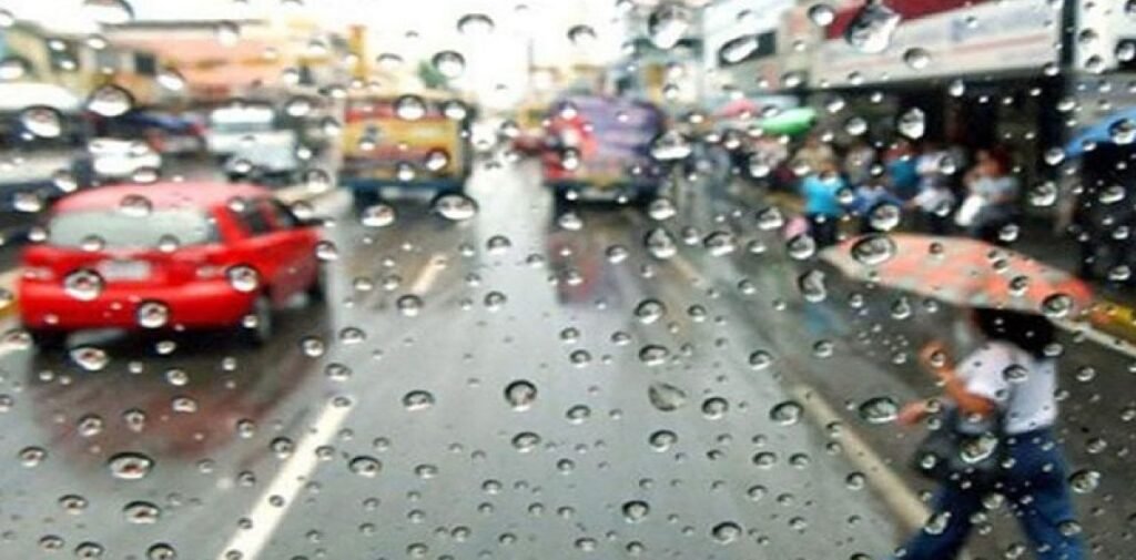 Lluvias moderadas se extenderán en el país debido a la permanencia de una vaguada