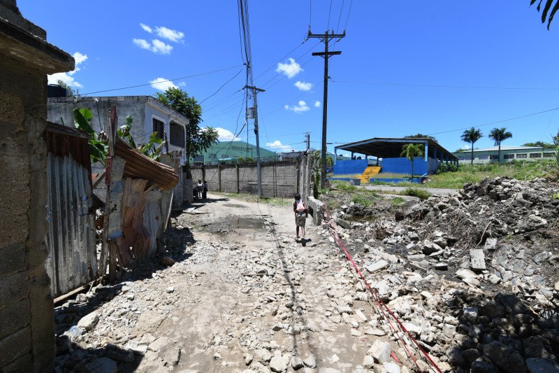 En Los Alcarrizos demandan terminación de obras, espacios públicos y atención a la salud
