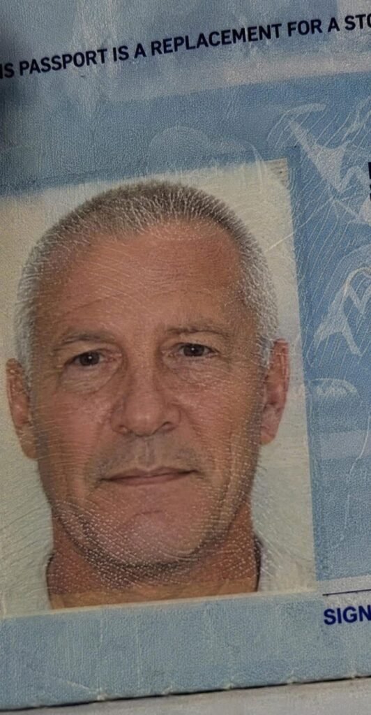 Hombre muere tras desplomarse en sector turístico de Sosúa