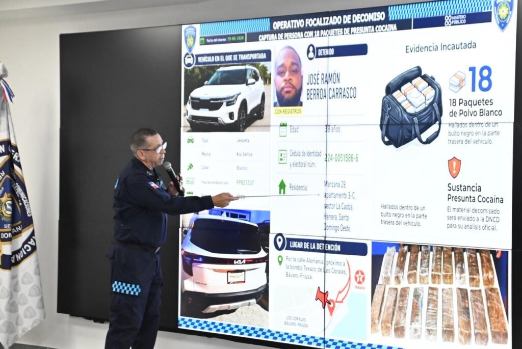 PN apresa hombre en Bávaro y ocupa 18 paquetes de presunta cocaína