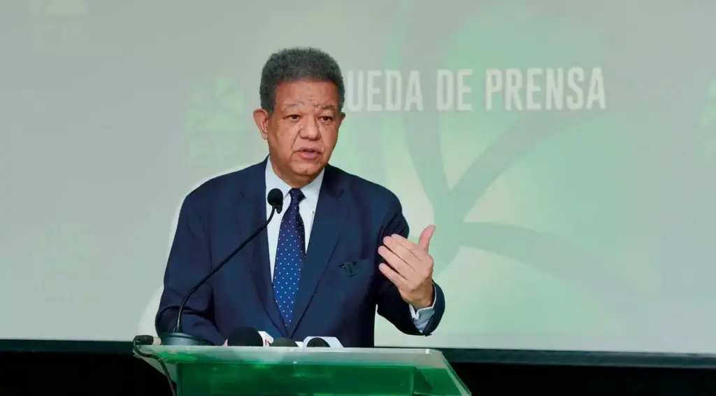 Leonel afirma prioridad de la política exterior de RD es EE. UU., sin descartar vínculos con China