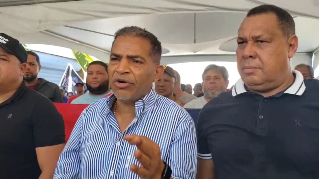 Transportista Juan Marte deplora empleos informales crecen en manos de inmigrantes extranjeros