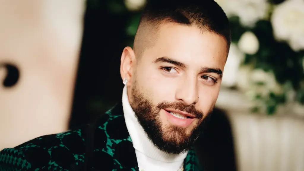 Maluma reacciona a la versión en merengue típico de ‘Sobrio’: “Me encanta… eso está increíble”