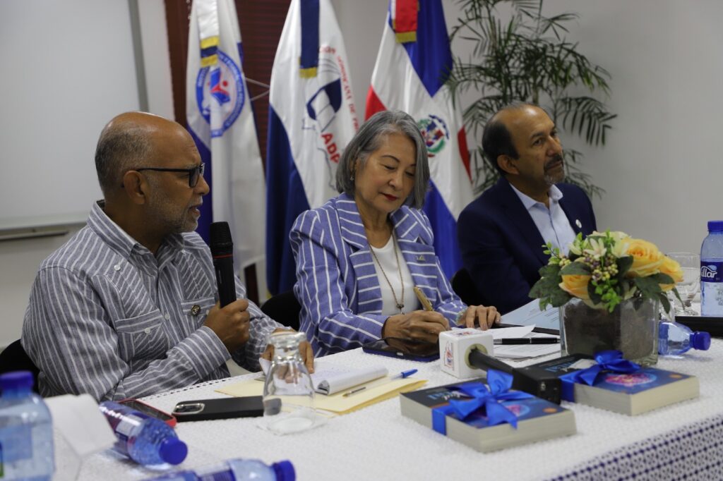 INAFOCAM y ADP dialogan sobre los nuevos procesos de contratación para programas de formación docente