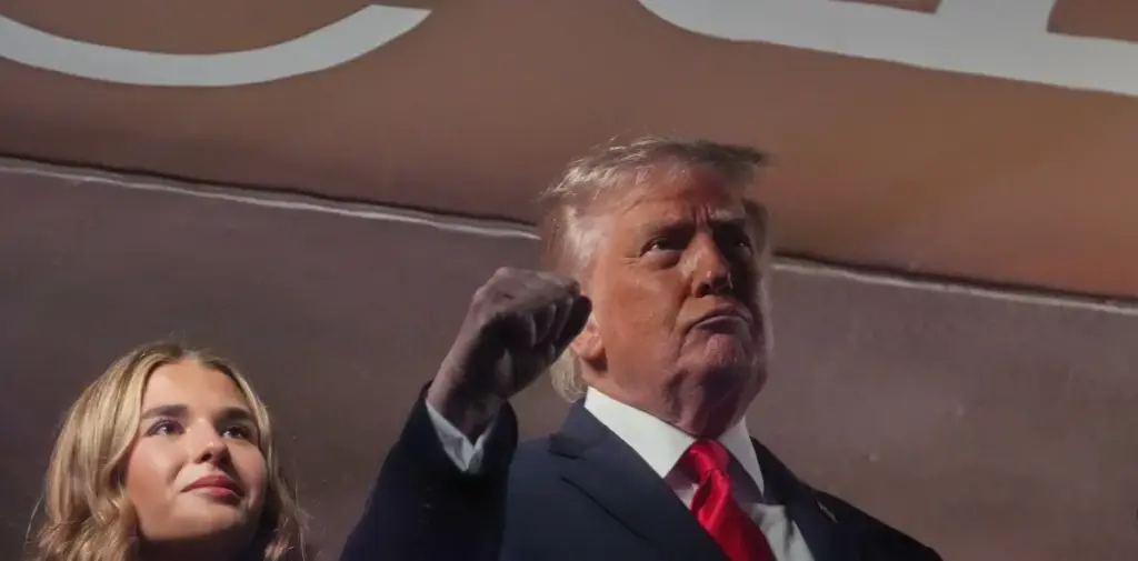 Donald Trump es abucheado en el Madison Square Garden