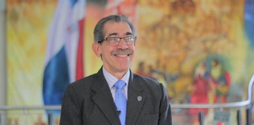 Cirujano y catedrático: perfil profesional del nuevo rector de la UASD, Jorge Asjana David