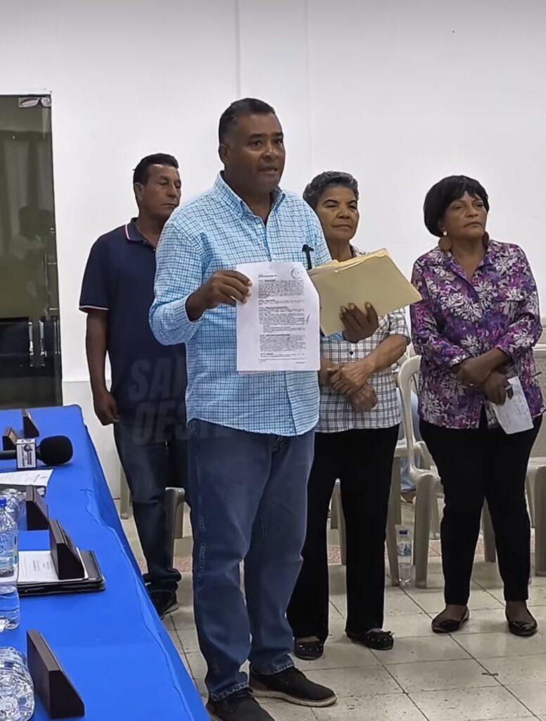 Asociación de Juntas de Vecinos de la Zona de Expansión reclama solución al problema de la basura en Santo Domingo Oeste