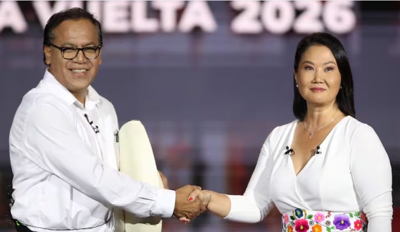 Perú vota en la segunda vuelta de las elecciones presidenciales