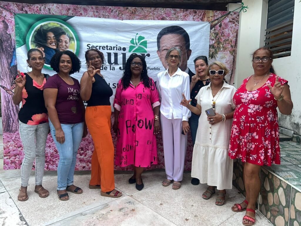 Secretaría de la Mujer de Fuerza del Pueblo en Santo Domingo Oeste socializa su Plan Estratégico