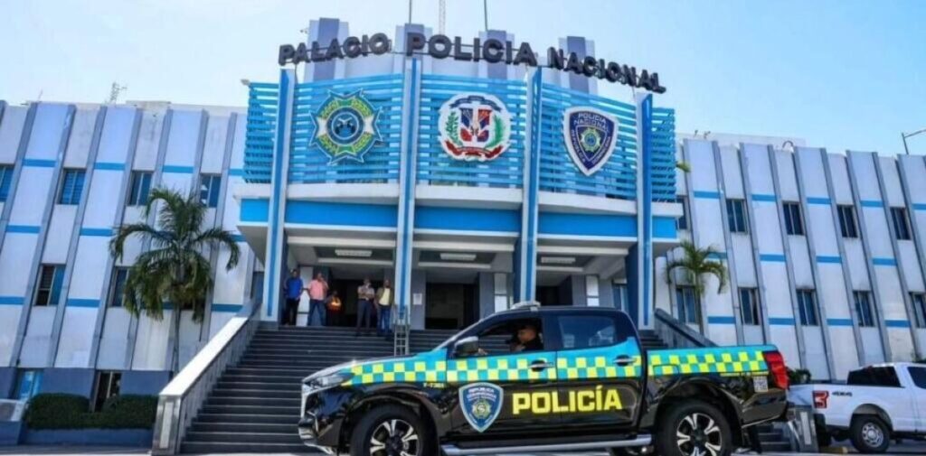 Sospechoso por muerte de Rebecca Brizard tras cirugía estética salió de República Dominicana hacia Colombia