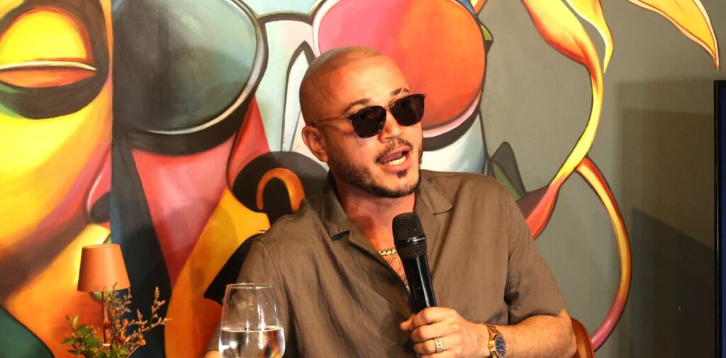Nacho Estrella asegura que el éxito lo ha acercado más a su público