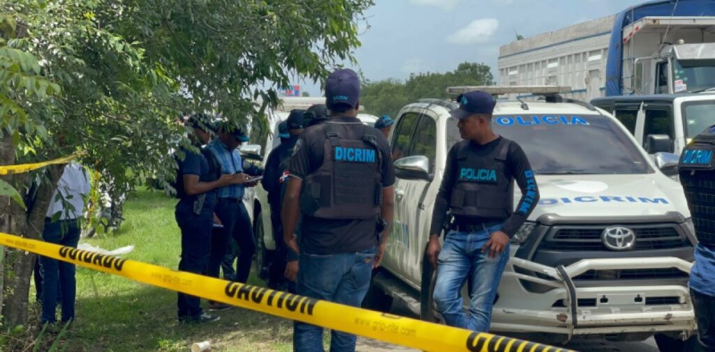 Se entrega novio de joven hallada muerta en la Circunvalación Norte de Santiago