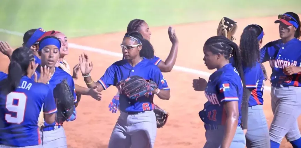 Juegos Centroamericanos y del Caribe | «Las Princesas del Caribe»: El fenómeno del softbol femenino